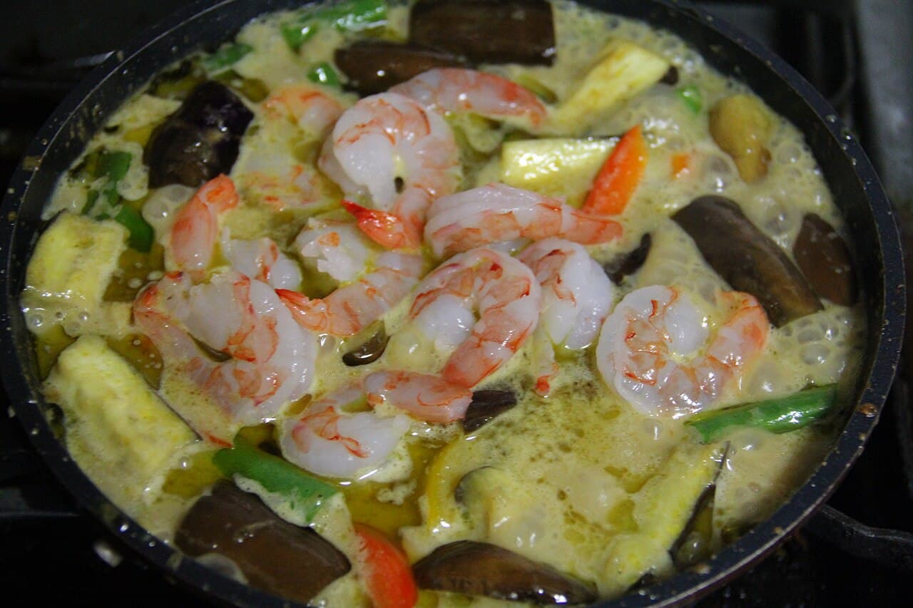 วันนี้แกงเขียวหวานไก่ค่ะ หม้อเดียว